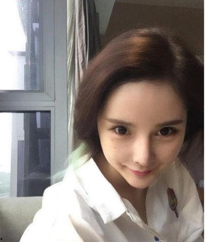 网红鼻祖校服,穿越时光的青春印记