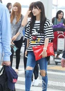 明星牛仔裤搭配图片